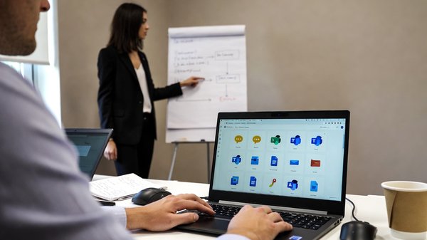 Afpa vs greta : quelle formation continue choisir en 2026